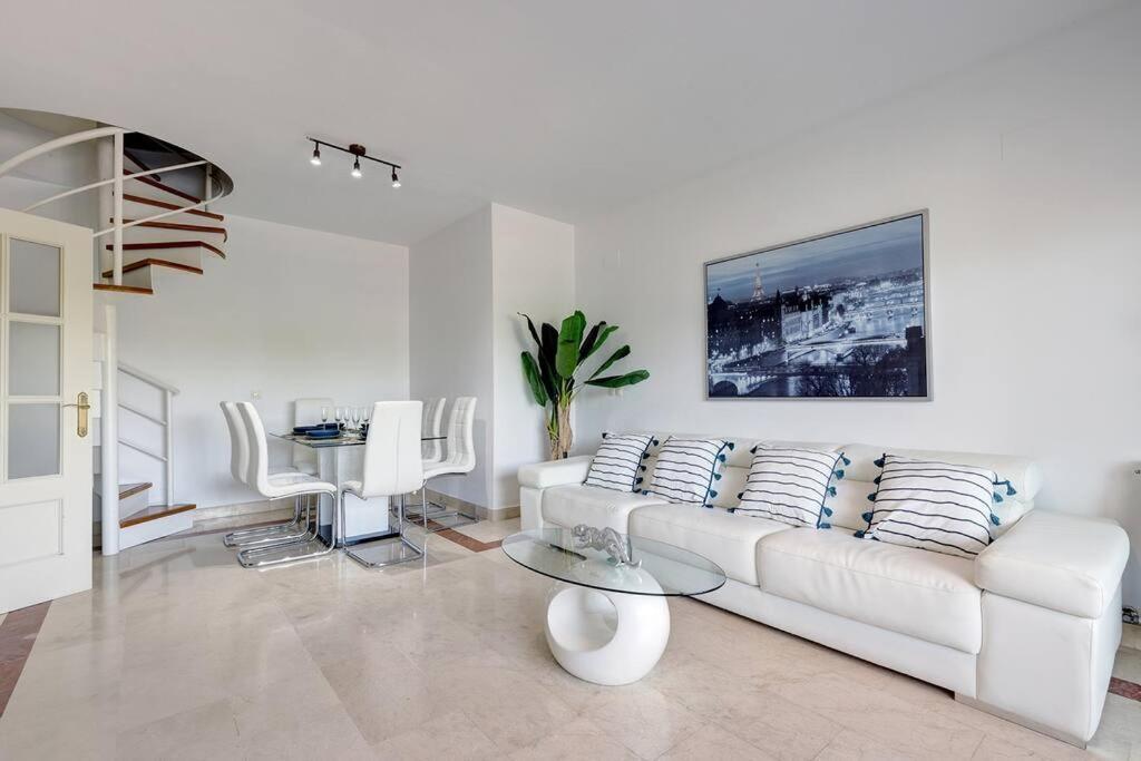 Apartamento Stunning Duplex 5 Minutes From Puerto Banus *