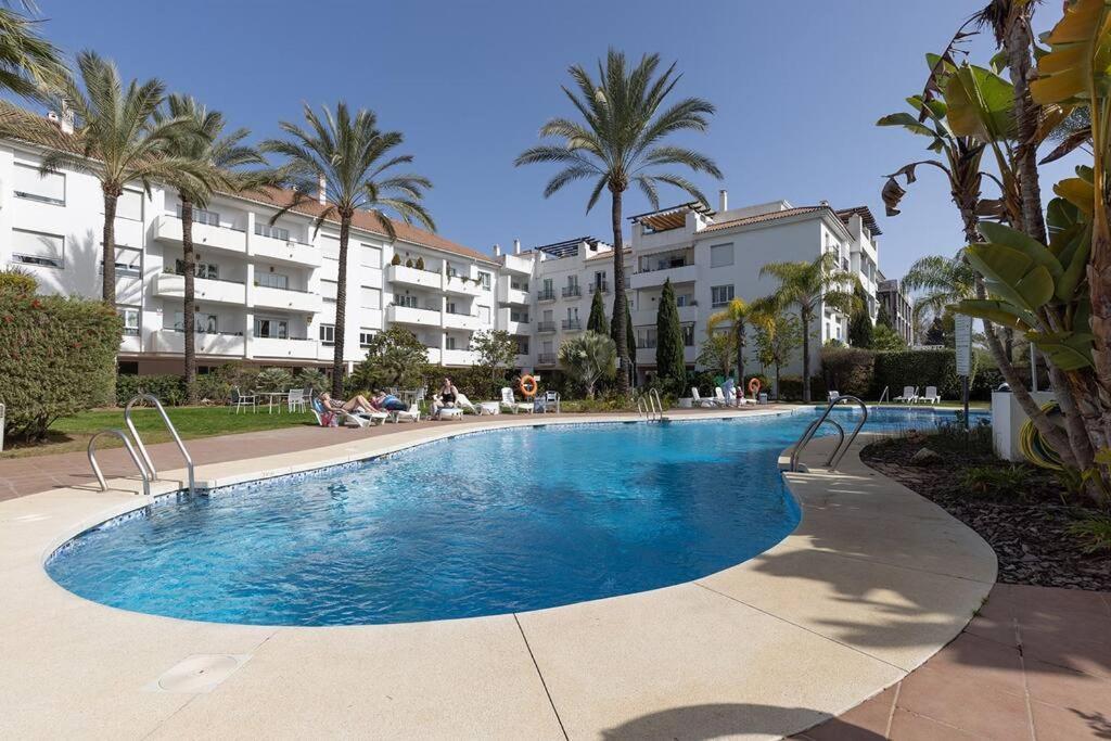 Stunning Duplex 5 Minutes From Puerto Banus Apartamento